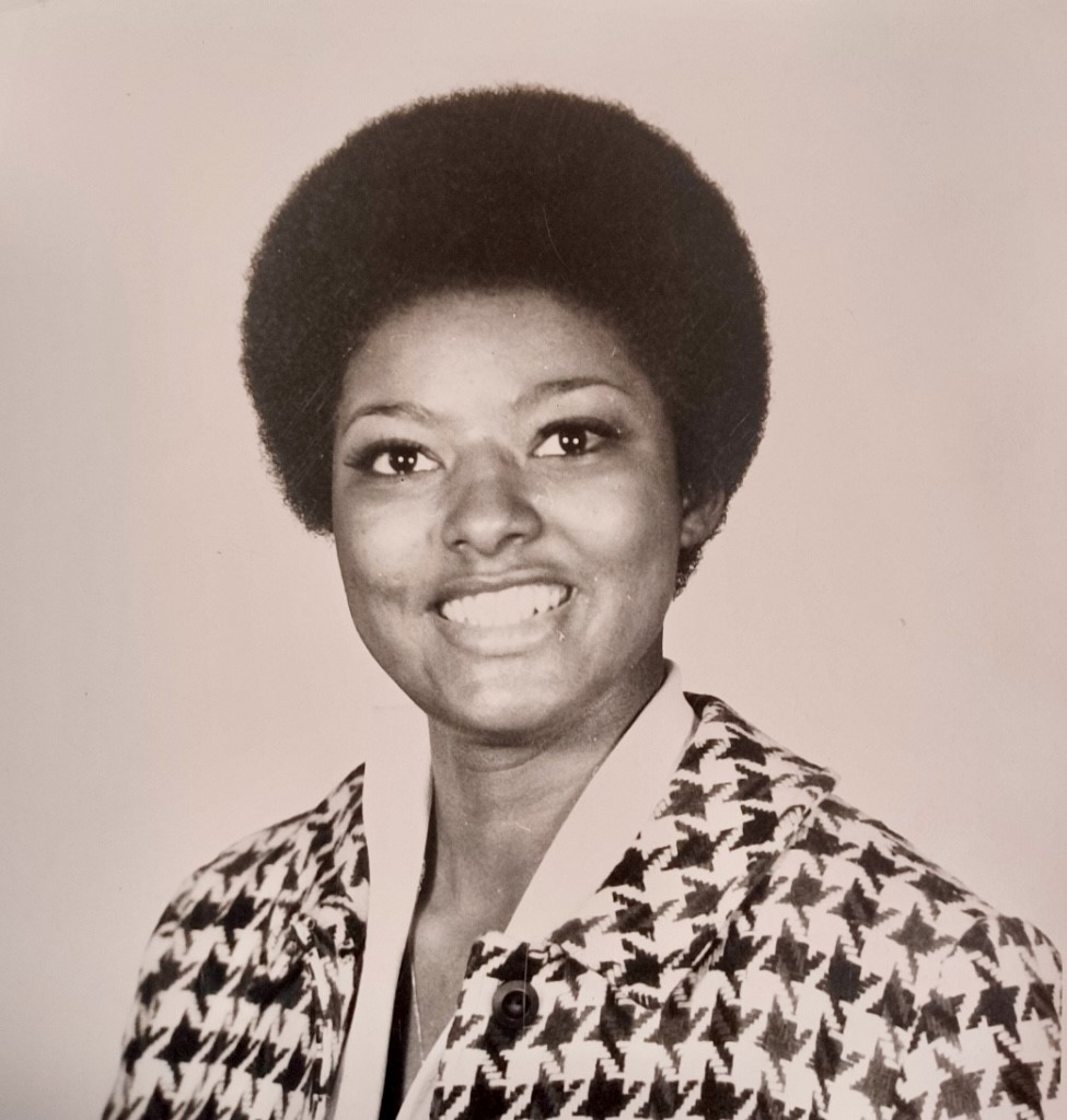 yvonne randle hartman (evie)