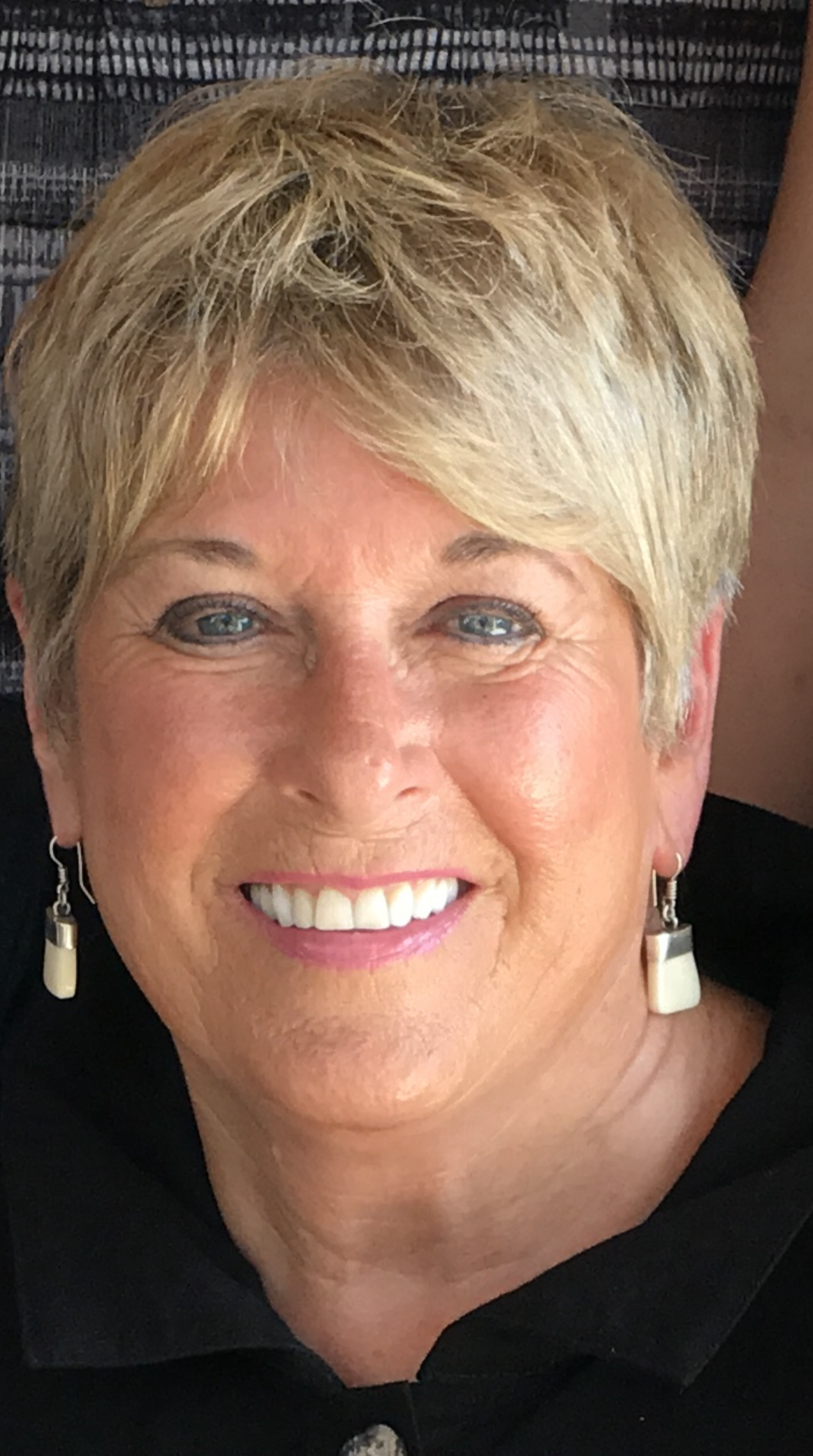 anne senelick