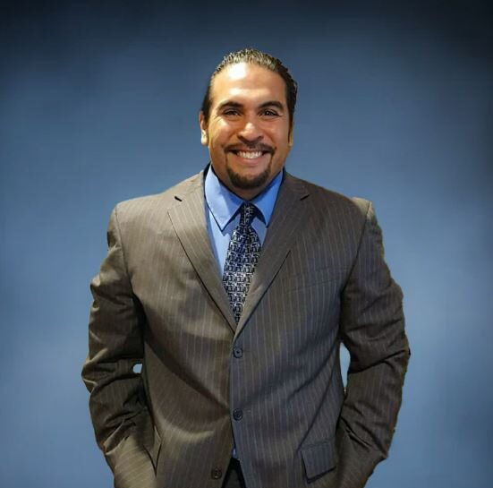 adam hernandez